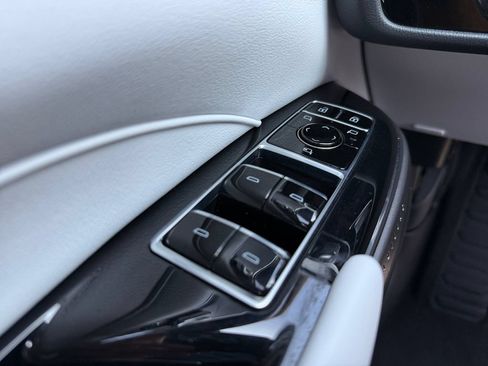 Used 2024 Cadillac Lyriq Luxury RWD image 27