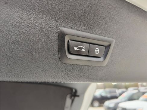 Certified 2024 BMW X4 M40i w/ Premium Package image 8