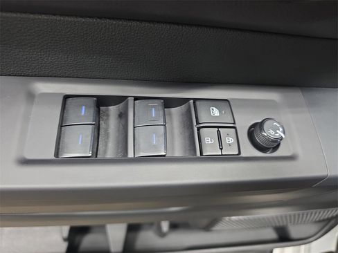 Used 2024 Toyota Tundra SR image 26