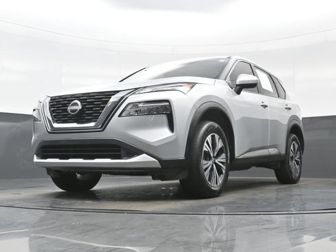 Used 2023 Nissan Rogue SV AWD/4WD image 27