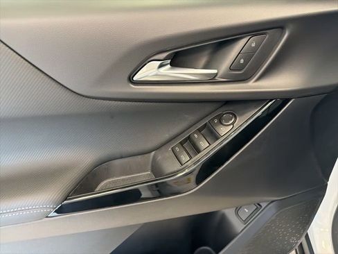 New 2026 Chevrolet Equinox LT image 41