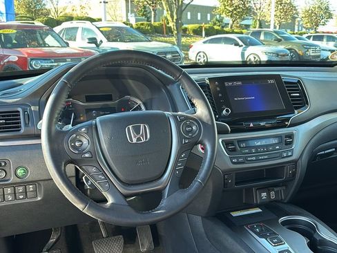 Used 2022 Honda Ridgeline RTL-E image 13