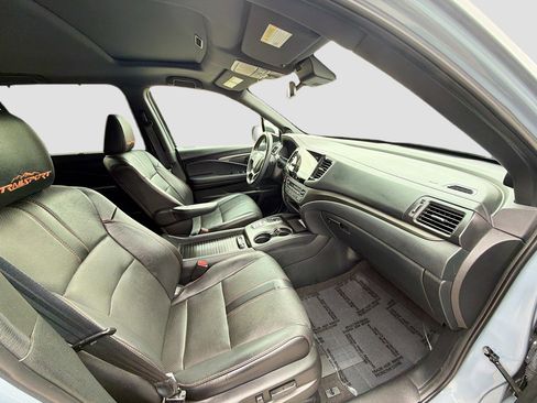 Used 2023 Honda Passport TrailSport image 33