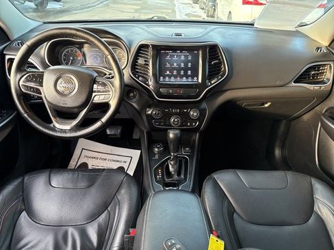 Used 2020 Jeep Cherokee Limited image 39