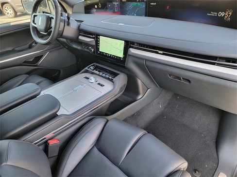 New 2025 Lincoln Navigator Reserve w/ Jet Appearance Package image 25