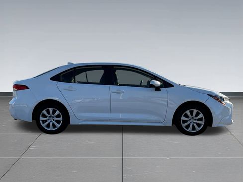 Used 2023 Toyota Corolla LE image 7