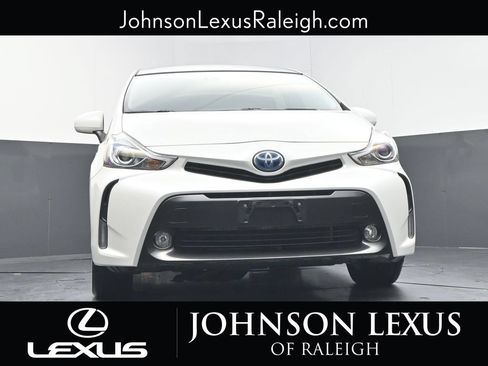 Used 2017 Toyota Prius V Five w/ Advanced Technology Package FWD image 15