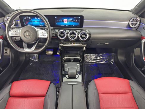 Used 2022 Mercedes-Benz A 220 w/ AMG Line image 12