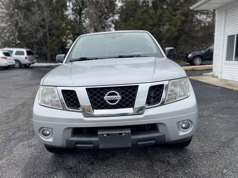Used 2015 Nissan Frontier SV w/ SV Value Truck Package image 3
