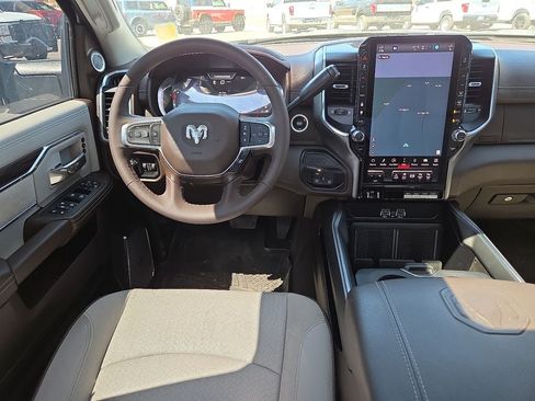 Used 2026 RAM 3500 Laramie AWD/4WD image 19