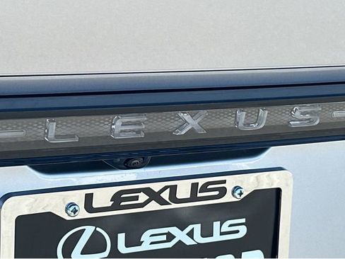 New 2026 Lexus ES 350e FWD image 23