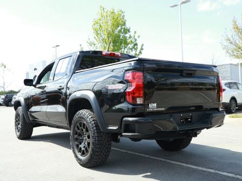 Used 2025 Chevrolet Colorado Trail Boss image 9