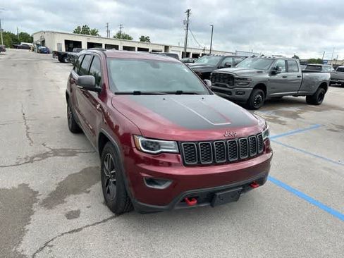 Certified 2021 Jeep Grand Cherokee Trailhawk w/ Premium Lighting Group AWD/4WD image 29