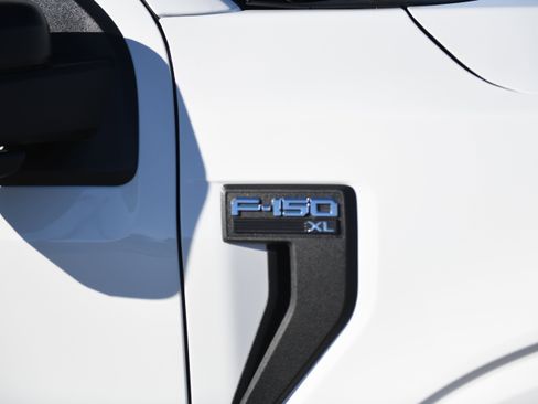 Used 2024 Ford F150 XL image 5