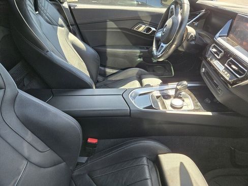 Used 2019 BMW Z4 sDrive30i w/ M Sport Package RWD image 5