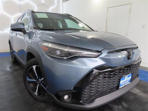 Used 2024 Toyota Corolla Cross AWD Hybrid image 3