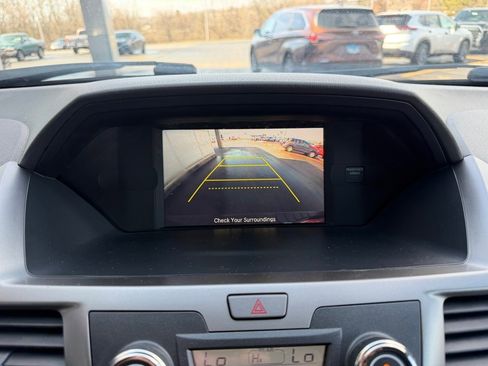 Used 2016 Honda Odyssey EX image 24