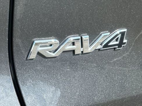Used 2023 Toyota RAV4 XLE w/ Convenience Package AWD/4WD image 28