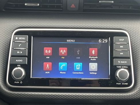 New 2025 Nissan Kicks Play S image 23