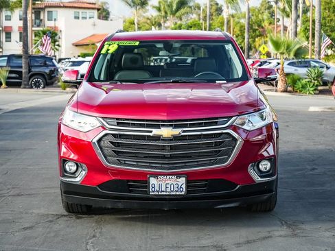 Used 2019 Chevrolet Traverse LT FWD image 2