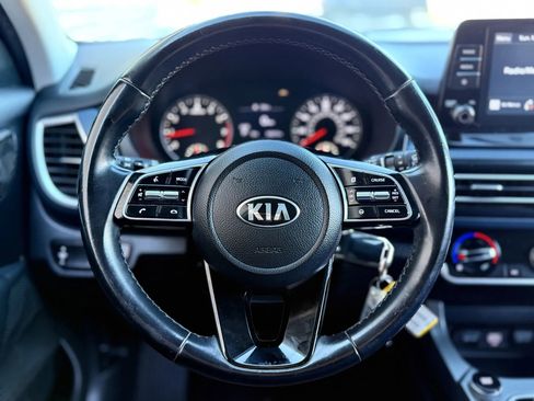 Used 2021 Kia Seltos S image 24