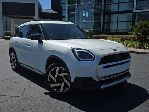 Used 2025 MINI Cooper Countryman S w/ Comfort Package Max image 31