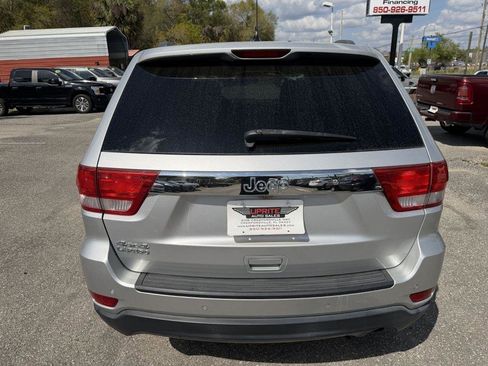 Used 2013 Jeep Grand Cherokee Laredo image 6