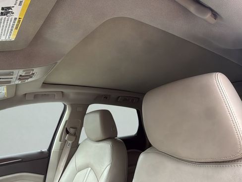 Used 2015 Cadillac SRX Luxury w/ Driver Awareness Package FWD image 10