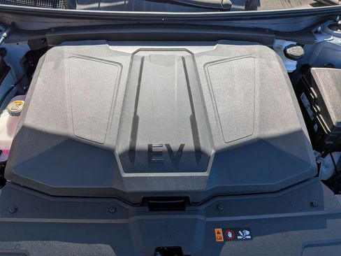 New 2026 Hyundai Ioniq 5 SEL image 29