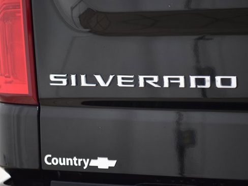 Used 2024 Chevrolet Silverado 1500 High Country w/ Technology Package image 24