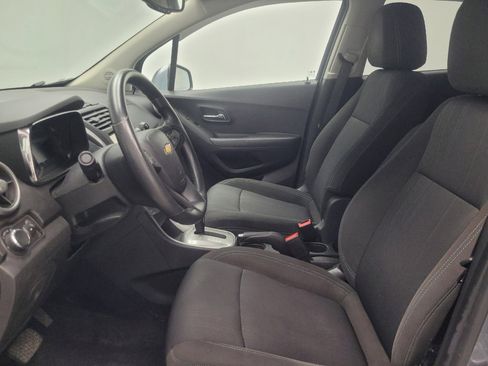 Used 2015 Chevrolet Trax LT FWD image 17