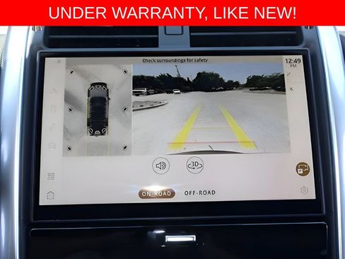 Used 2025 Land Rover Discovery Dynamic SE AWD/4WD image 23