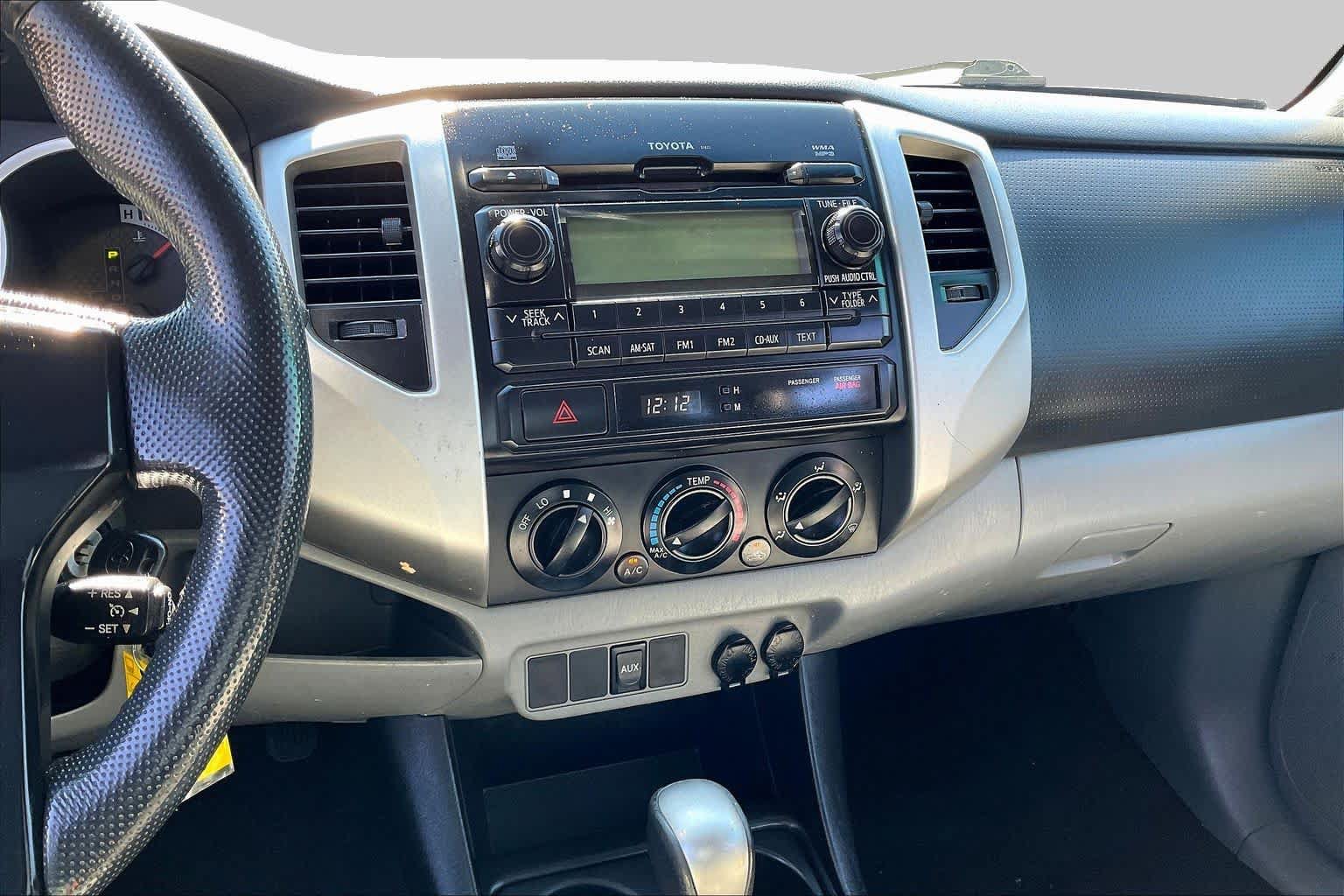 Used 2012 Toyota Tacoma PreRunner w/ SR5 Pkg RWD image 6
