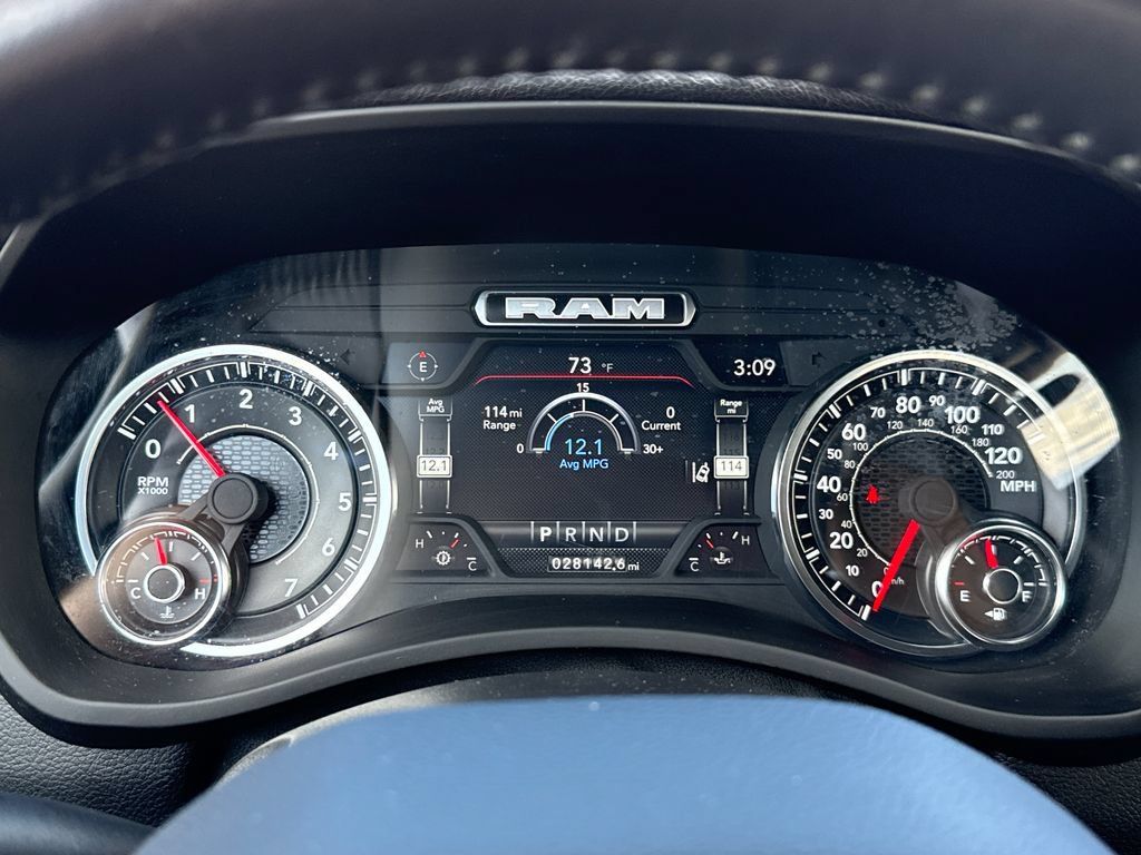Used 2024 RAM 2500 Big Horn w/ Night Edition AWD/4WD image 17