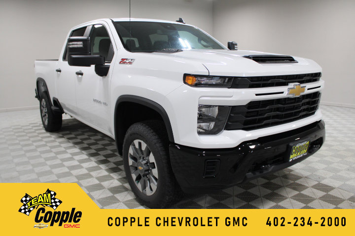 New 2026 Chevrolet Silverado 2500 Custom w/ Custom Value Package AWD/4WD 360° Tour