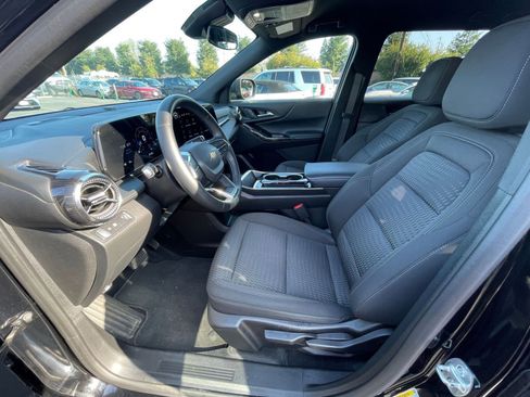 Used 2025 Chevrolet Equinox LT image 25