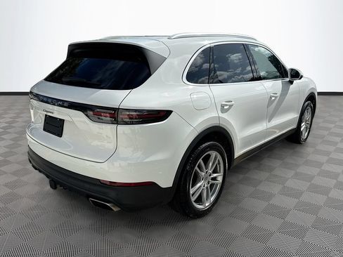 Used 2023 Porsche Cayenne AWD/4WD image 8