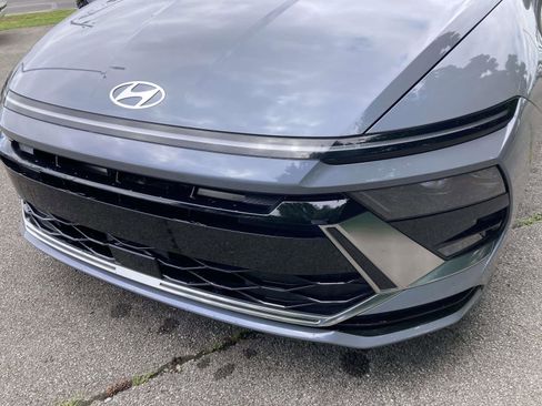 Used 2025 Hyundai Sonata SEL FWD image 10
