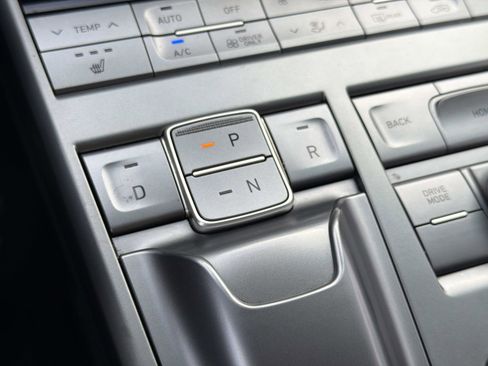 Used 2022 Hyundai Nexo Blue image 12