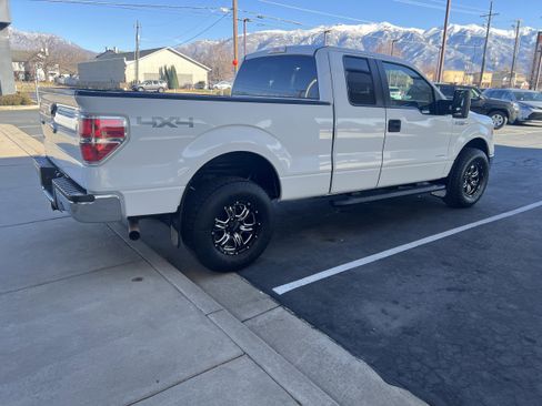 Used 2013 Ford F150 XLT w/ Mid Equipment Group image 4