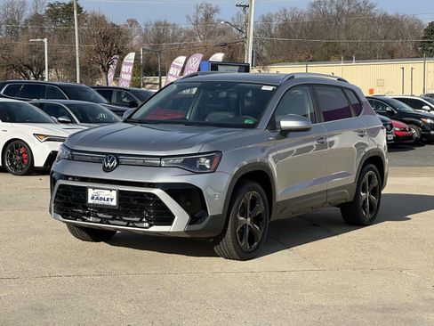 New 2026 Volkswagen Taos SEL AWD/4WD image 5