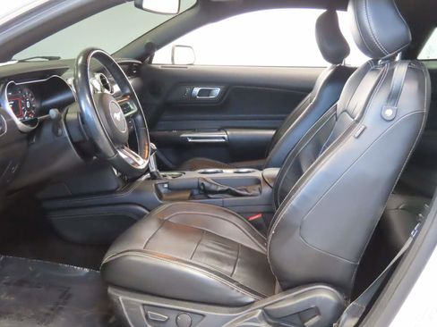 Used 2020 Ford Mustang GT Premium w/ GT Performance Package RWD image 14