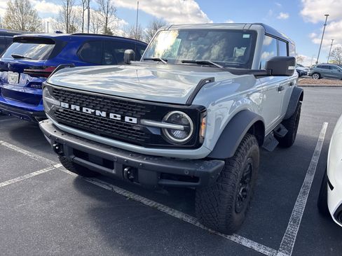 Used 2024 Ford Bronco Wildtrak image 15