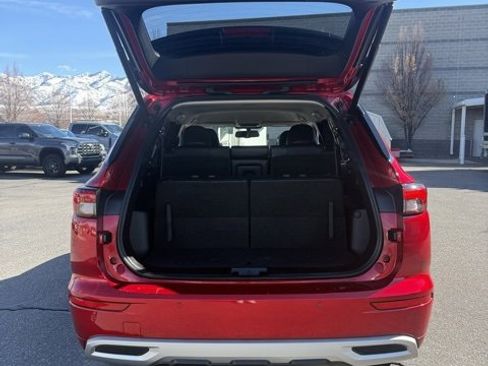 Used 2024 Mitsubishi Outlander SEL image 10