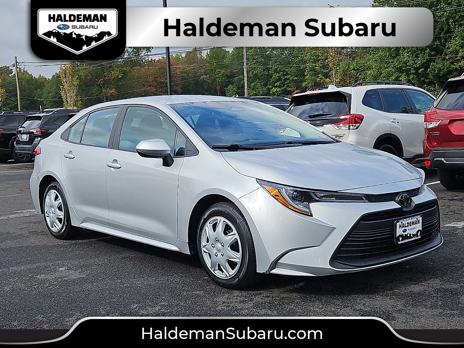 Used 2024 Toyota Corolla LE FWD image 1