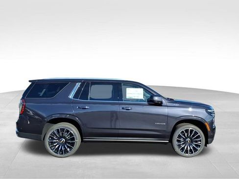 New 2026 Chevrolet Tahoe High Country AWD/4WD image 2
