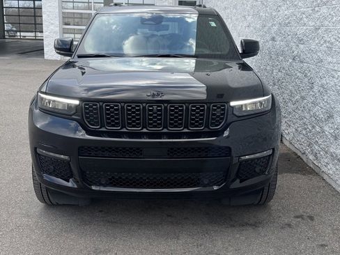 Used 2024 Jeep Grand Cherokee L Summit image 5