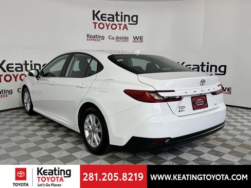 Certified 2025 Toyota Camry LE image 8