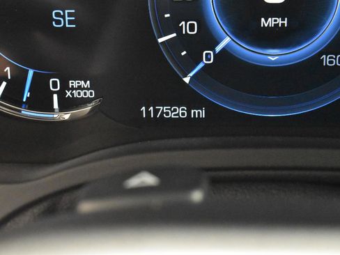 Used 2020 Cadillac Escalade ESV Luxury AWD/4WD image 24