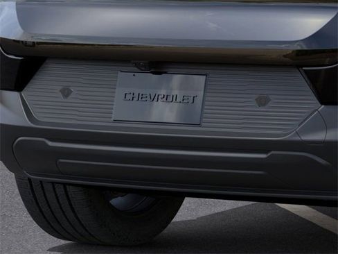 New 2026 Chevrolet Equinox EV LT w/ Convenience Package II image 15